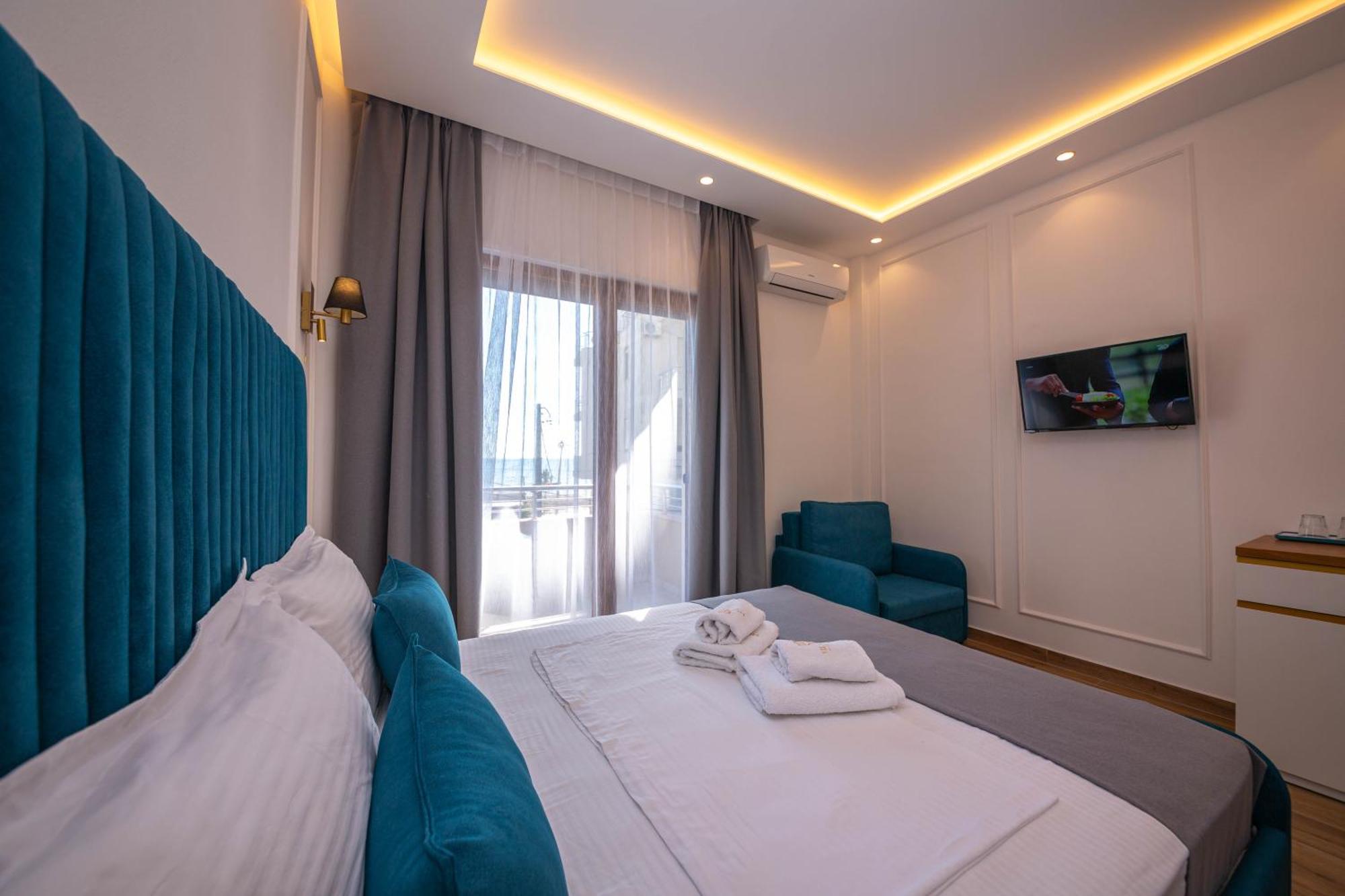 Hotel Vila Misiri Durrës Exterior foto