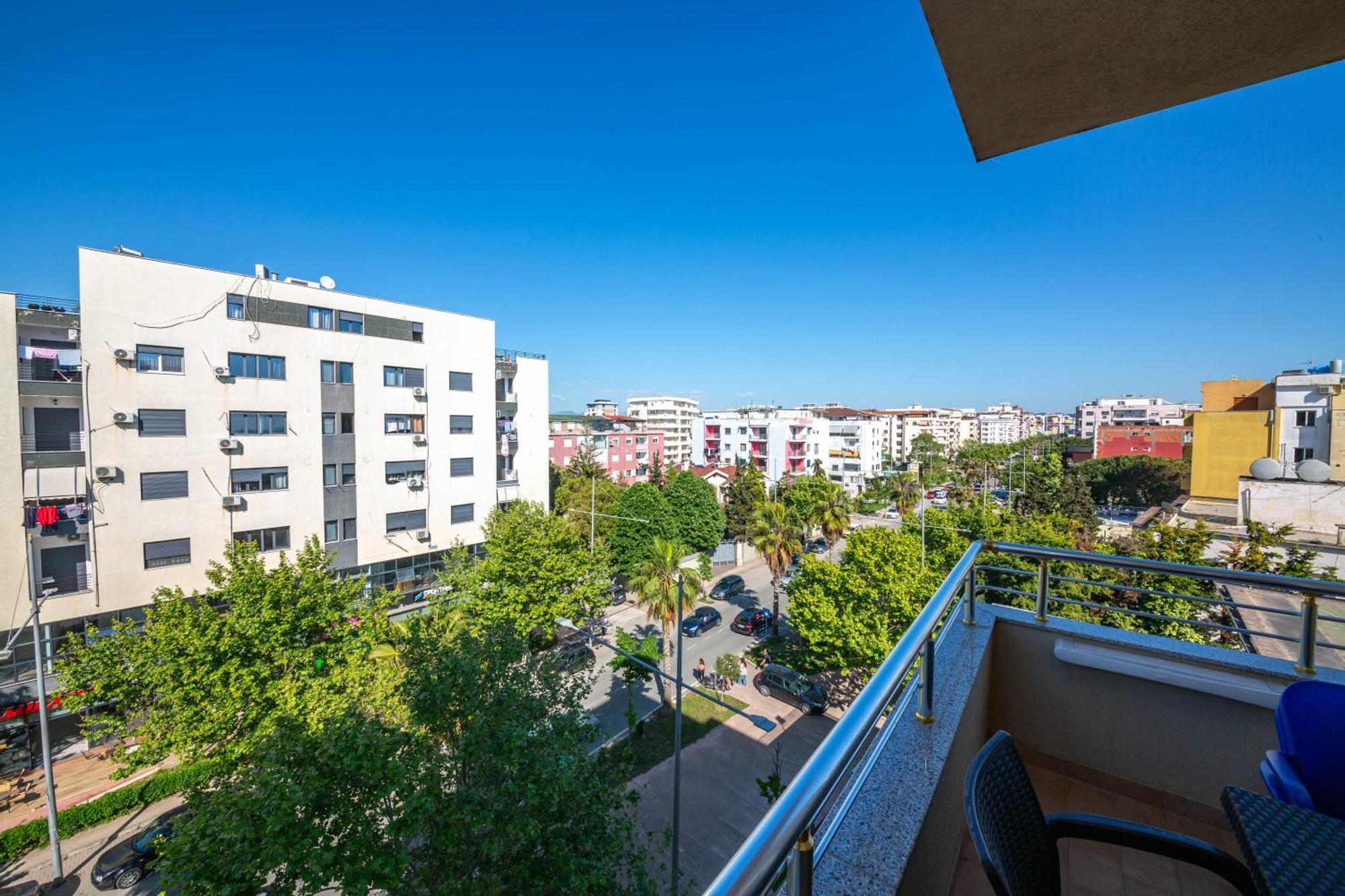 Hotel Vila Misiri Durrës Exterior foto